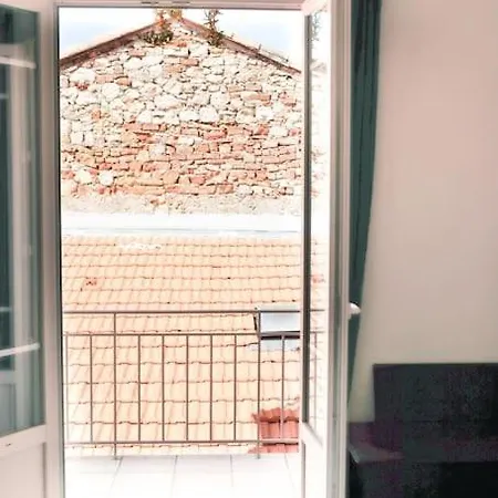 Le Rostan Deux Chambres Avec Balcons Apartment Antibes